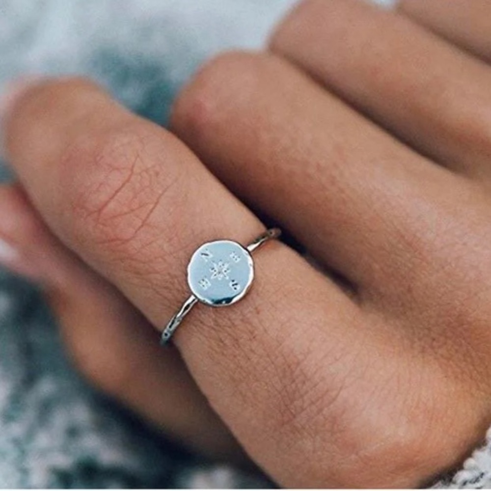Pura vida silver compass ring